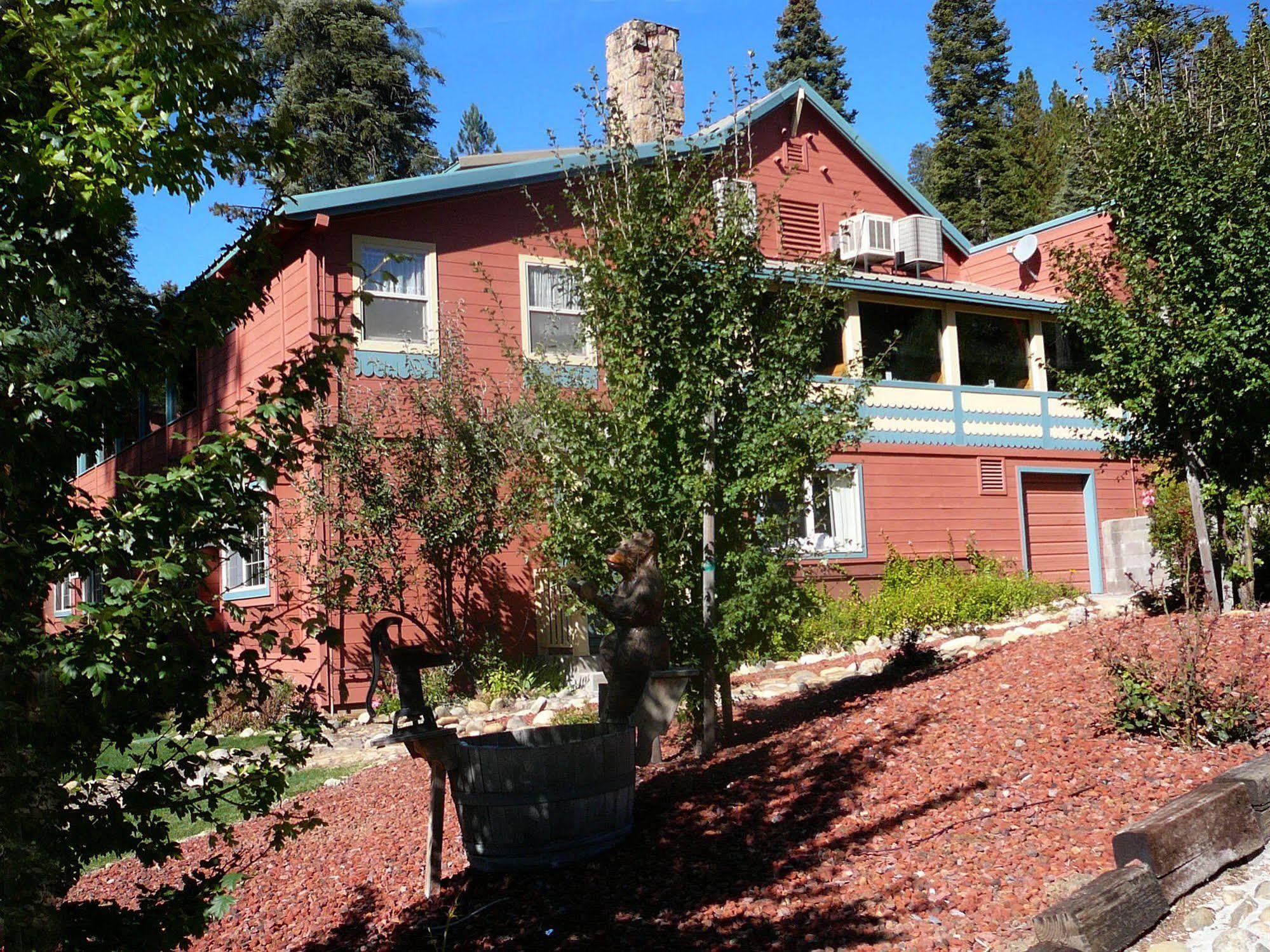 Strawberry Inn Exterior photo